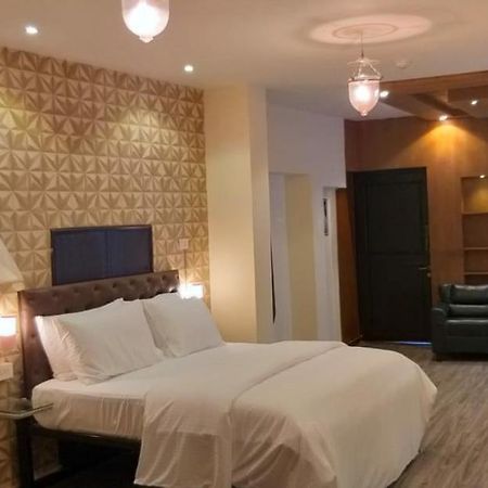 Creek Hotel - Панаджи Екстериор снимка